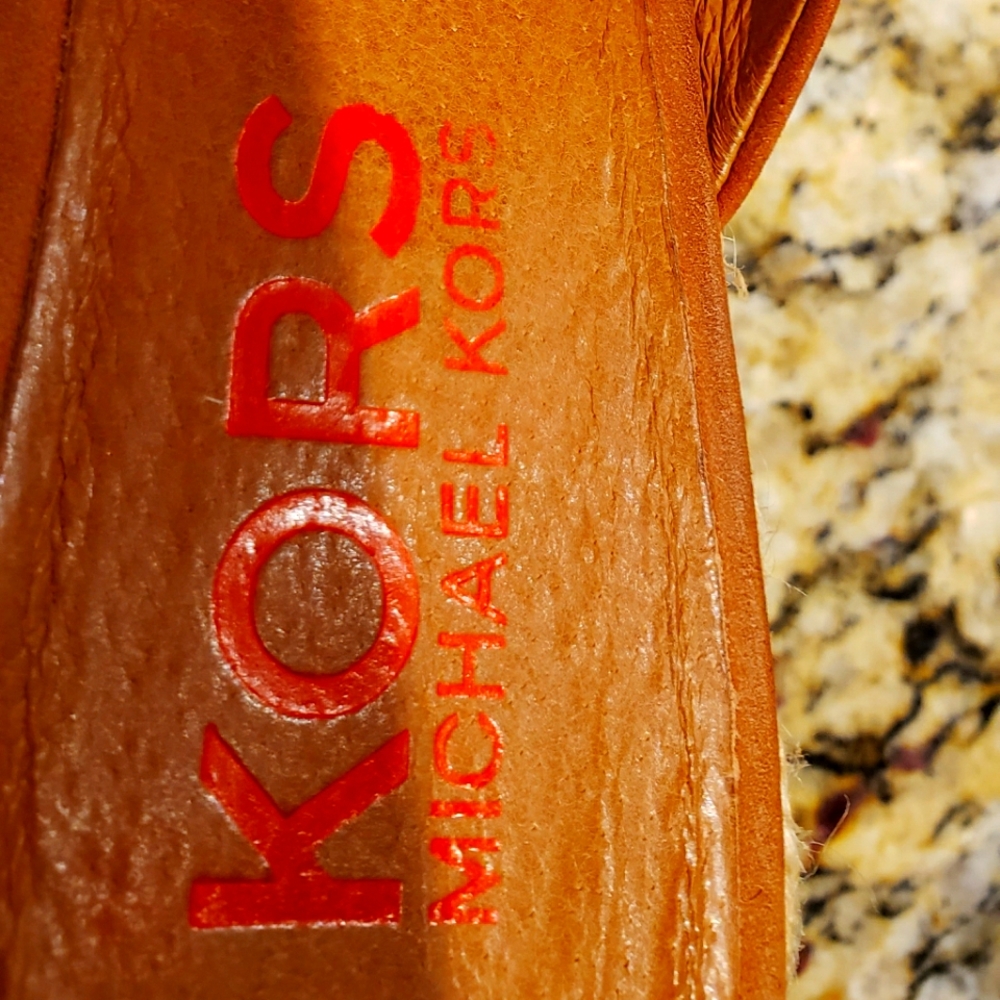 Michael Kors size 7